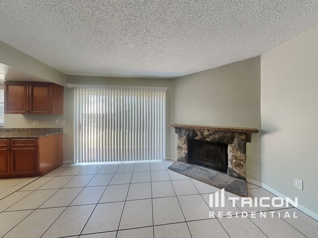 Photo - 3206 Shady Glen Cir