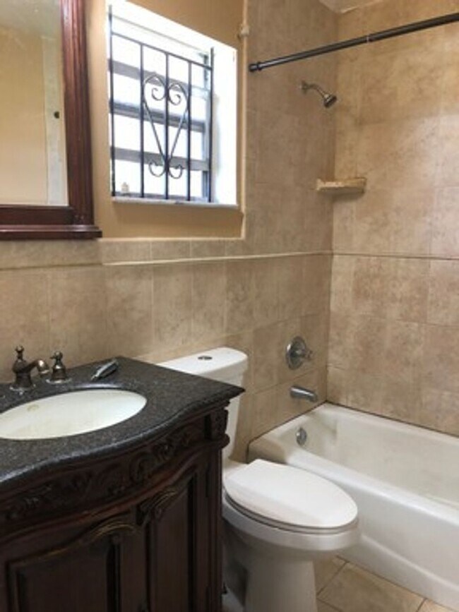 Photo - Sierra Ridge # 2 Unit 2