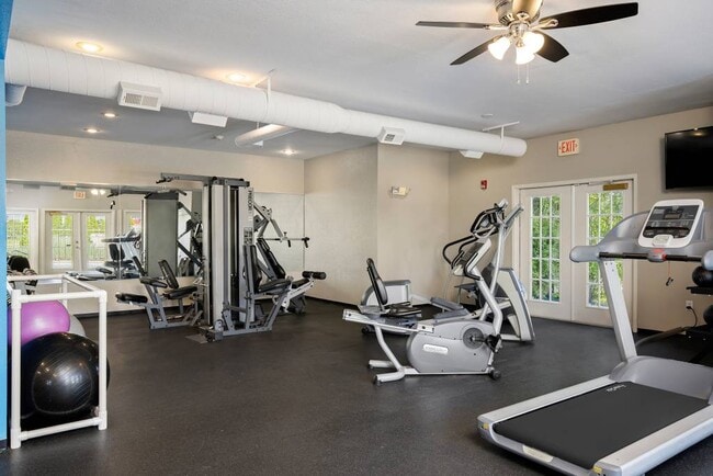 24 Hour Fitness Center - Pepperwood Apartments