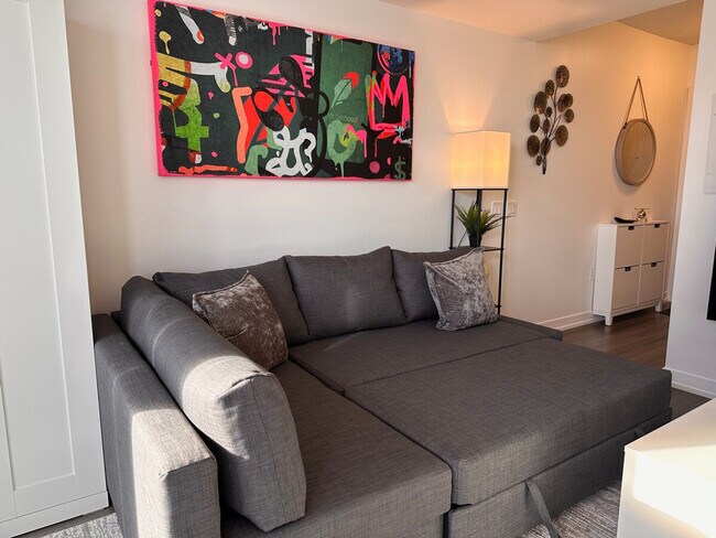Photo - 138 Downes St Unit SI ID1504501P
