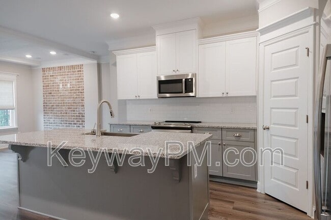 Photo - 124 Canton Park Ave