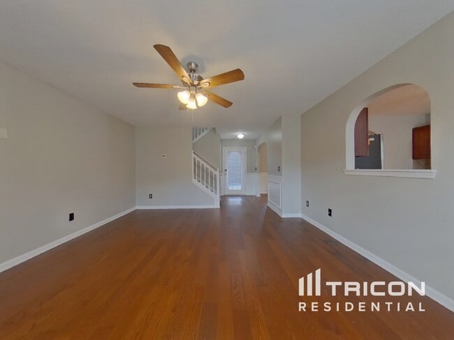 Photo - 6985 Borowood Ln