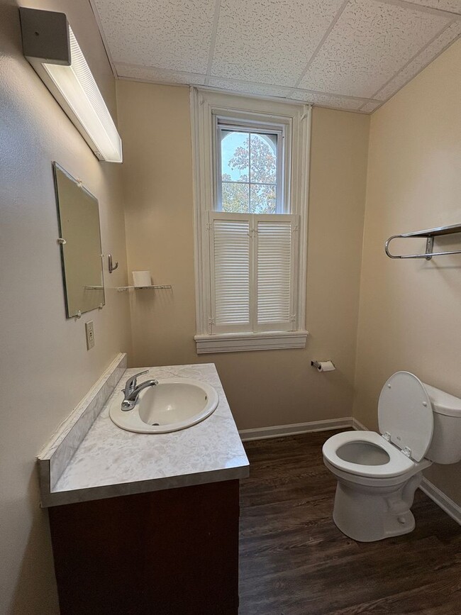 Photo - Apartment located inside beautiful historcal home in Lynchburg!