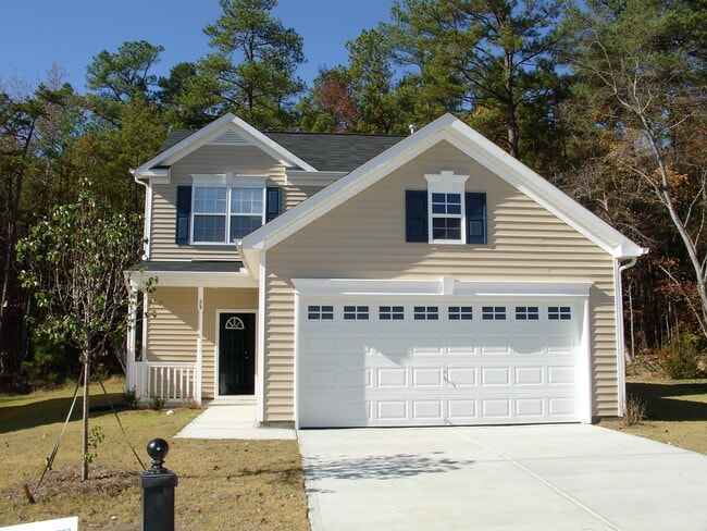 Building Photo - Modern 3-Bedroom Home in Amenity-Rich Card...