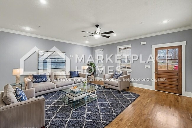 Photo - 2437/106 Bell St