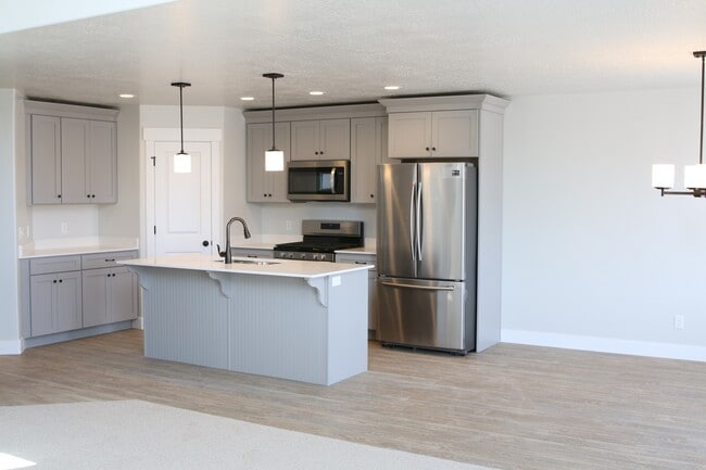 Photo - Lovely home for rent in Lehi, UT.