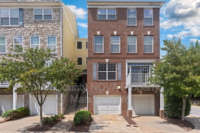 Building Photo - 3504 Carriage Walk Ln Rental