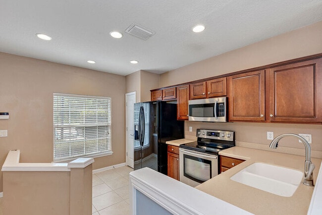 Photo - 6522 Arching Branch Cir