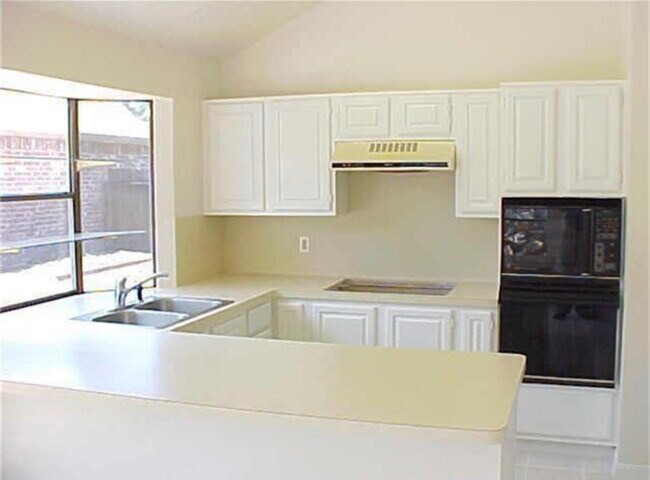 Photo - 13946 Dentwood Dr