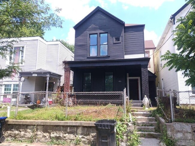 Photo - 2531 W Main St