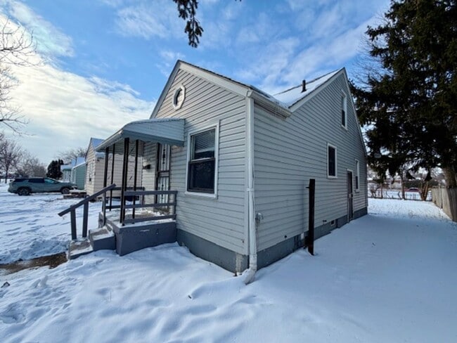 Photo - For Lease 3 bedrooms, 1 bath home in a nice area