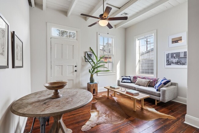 Photo - 1BD/1BA in Bywater, Central Air, W/D in Unit, Private Back Patio. Unit 3616