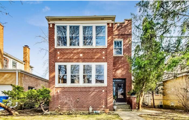 Building Photo - 6067 N Neva Ave Rental