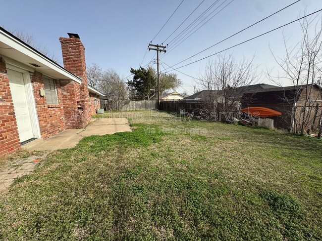 Photo - 3600 Willow Springs Dr
