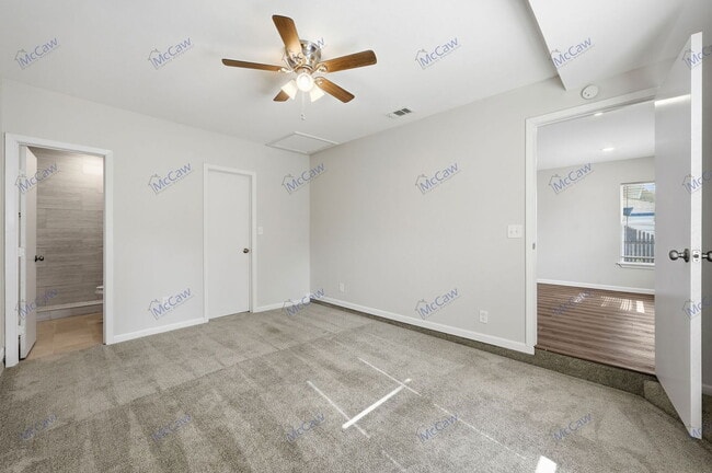 Photo - 4229 Comanche St