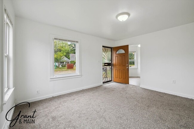 Photo - $1,200/month - 3 Bed 1 Bath Single Family Home in Detroit