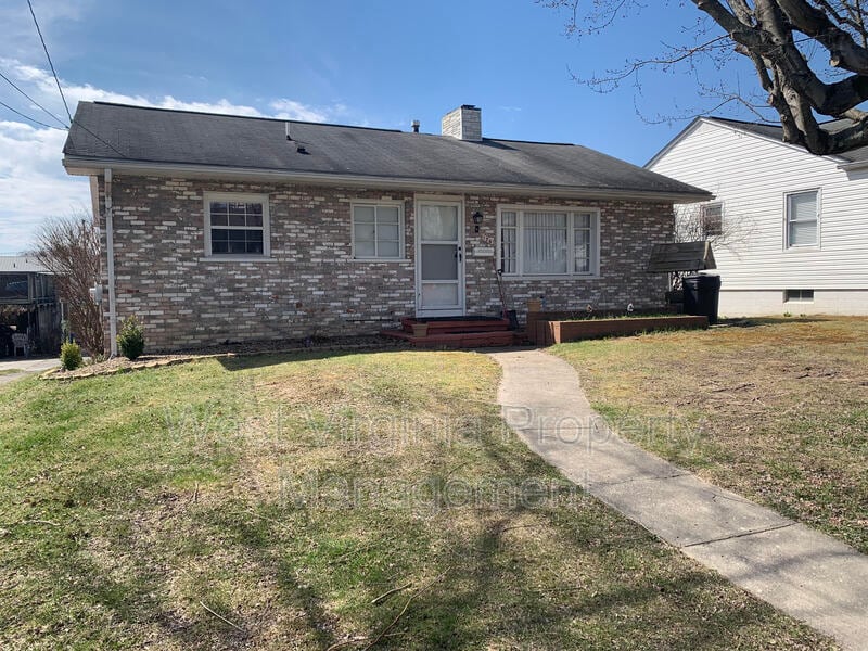 Photo - 126 Mankin Ave