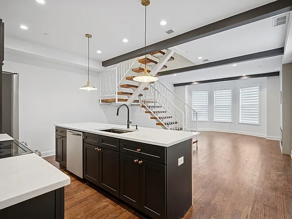 Photo - 2926 W Oxford St