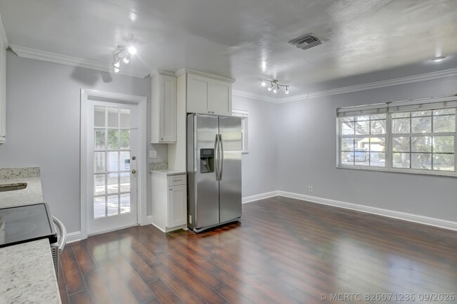 600 SW 15th St