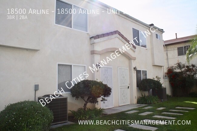 Remodeled 3 Bed, 2.5 Bath Town Home with A... - Remodeled 3 Bed, 2.5 Bath Town Home with A... Unit D