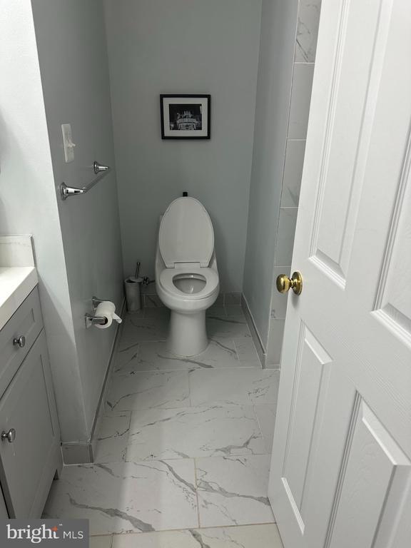 Photo - 6253 Clara Edward Terrace