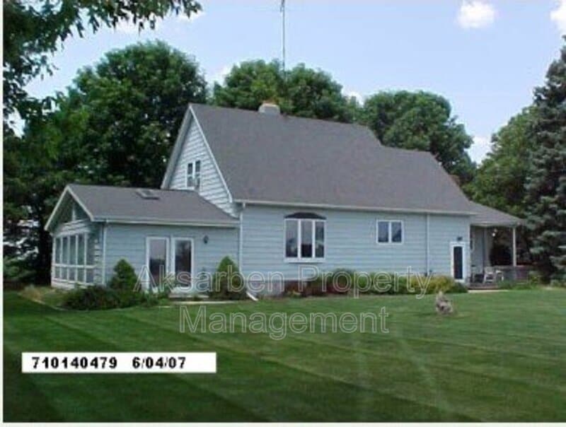 Photo - 1680 83rd St