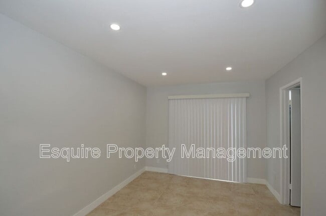 1834/1840/1850 PERICLES ST