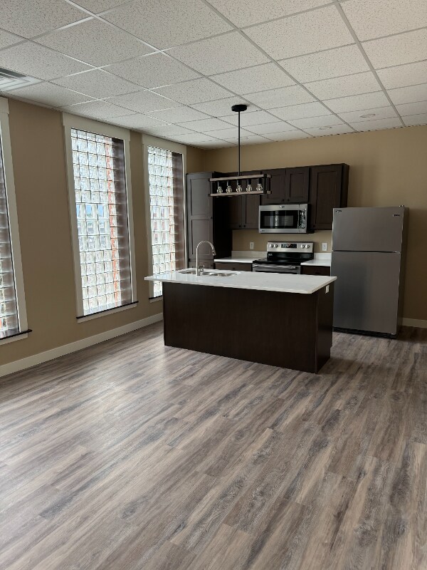 Building Photo - 814 1/2 9th St Rental