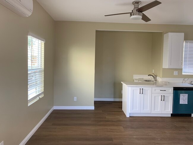 Photo - 5117 W 21st St