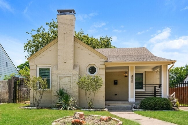 Updated 3-Bedroom 2-Bath Home - Garage- Bonus Space- Fully Fenced-in Yard- Pet Friendly!