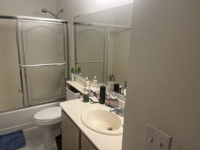 Photo - 7811 Oak Point