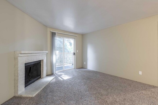 Photo - Cascadia Pointe