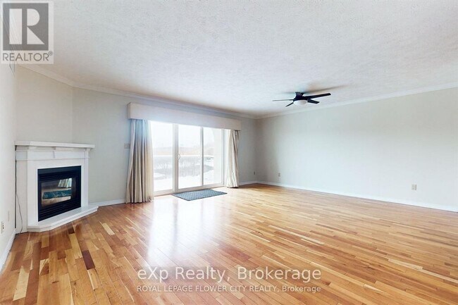 Photo - 85 William St N Unit 401