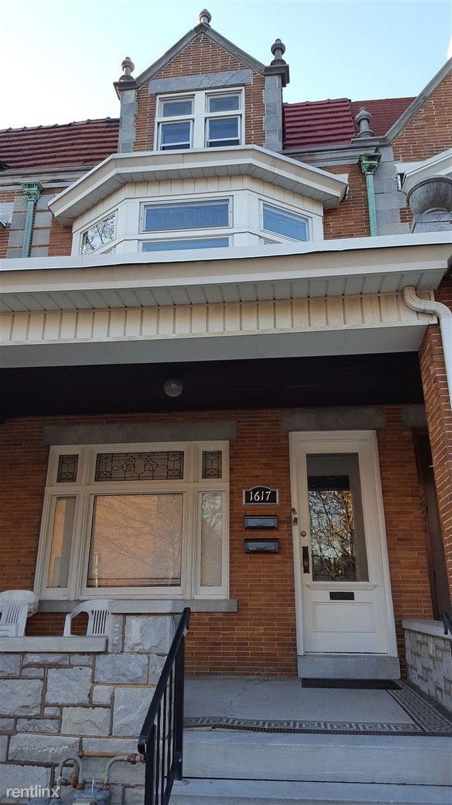 Photo - 1617 W Turner St Unit 1