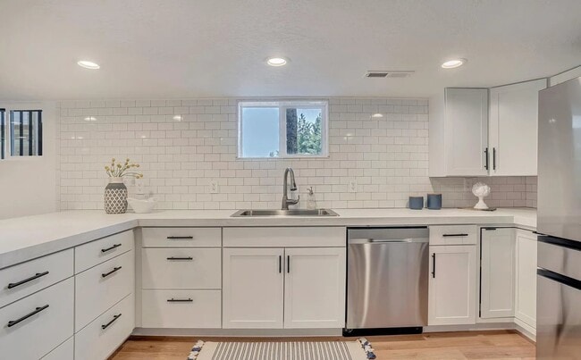 Photo - 3086 S 900 E Unit 3086 S 900 E B