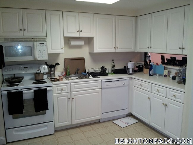 Photo - 8-10 Glencoe St. Unidad 4