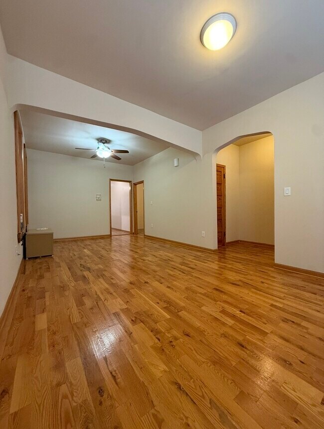 Photo - 4111 W Cullerton St