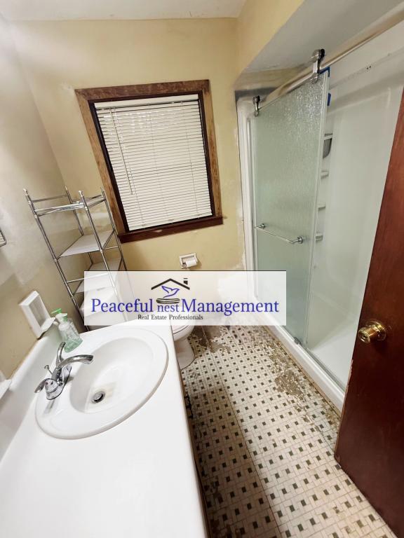 Photo - 441 Braselman Ave