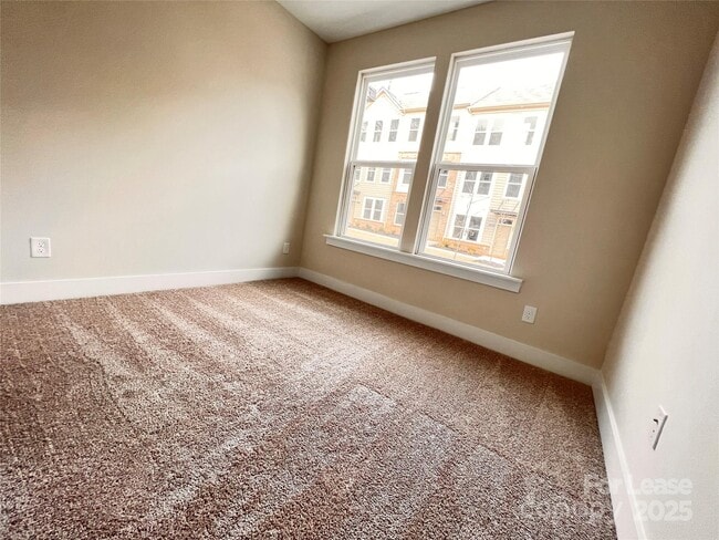 Photo - 3011 Citizens Ln