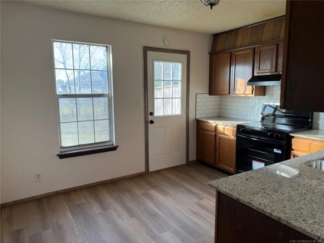 Photo - 2403 N Jay St Unit A