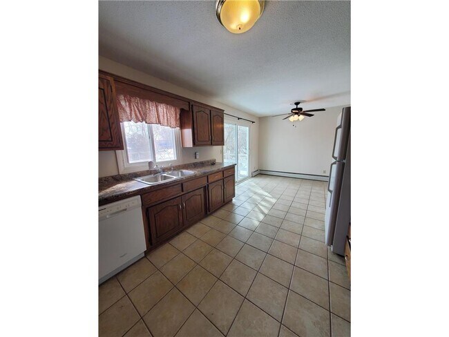 Photo - 4474 Denbigh Rd