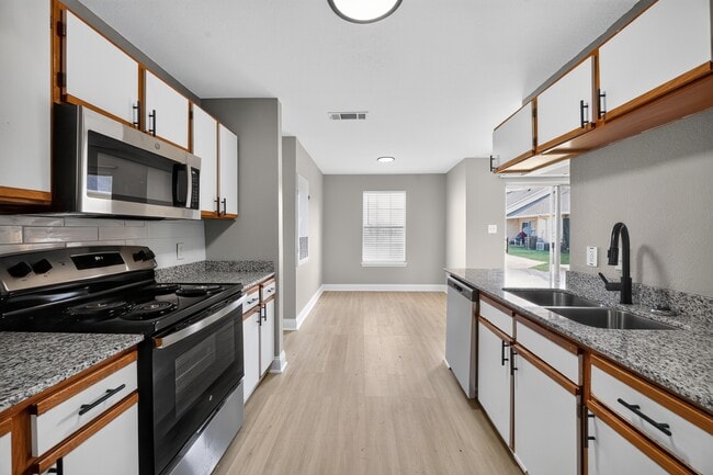 Photo - Ridgeview Townhomes