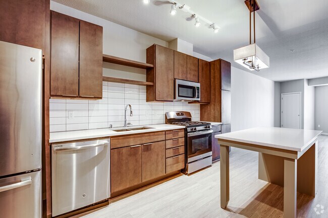 1BR, 1BA - 793SF – Monroe - The M on Hennepin