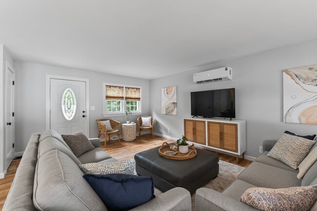 Photo - 247 Berwick Rd