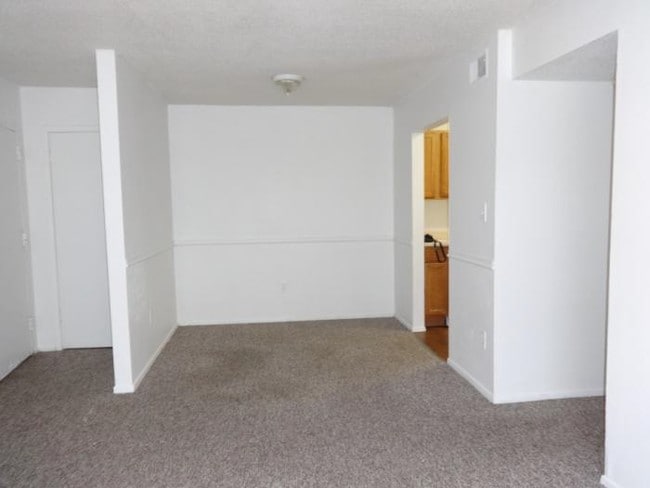 Photo - Emerson Gardens