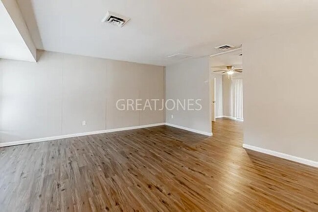 Photo - 1500 Surf Side Dr