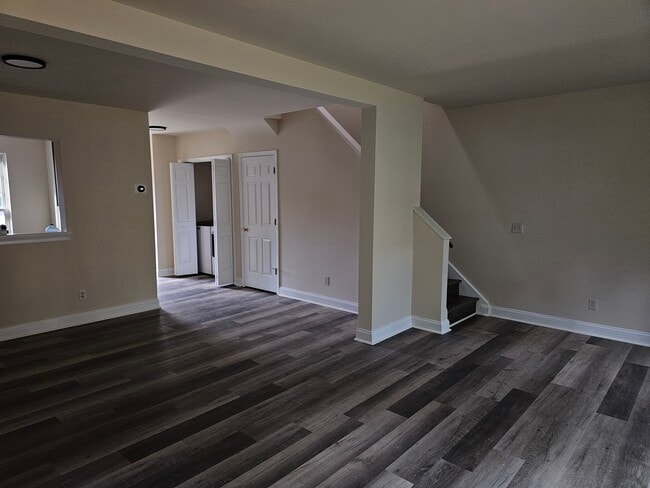 Photo - 302 N 11th St Unit 17 Troy Lane