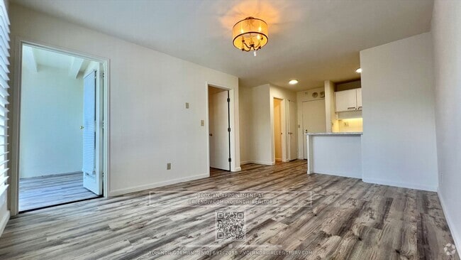 Building Photo - Beautifully Updated Junior 1bd/1ba at reso... Unit 306 Rental