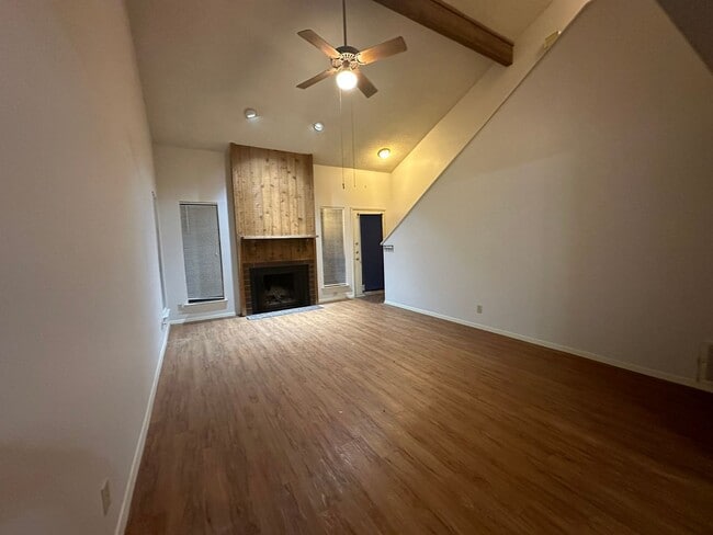 Photo - 8104 Hood Cir Unit A
