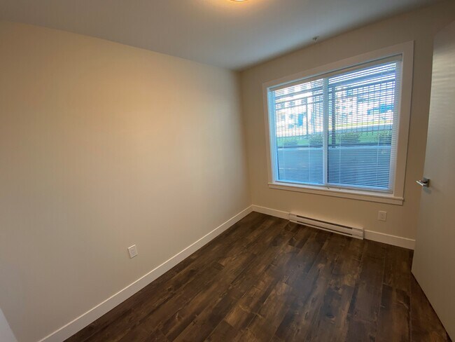 Photo - 45150 Thomas Rd